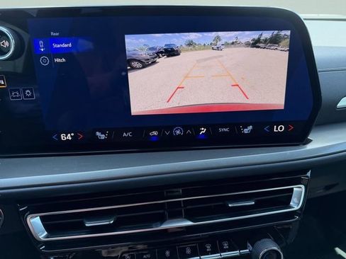 New 2026 Chevrolet Traverse LT FWD image 26