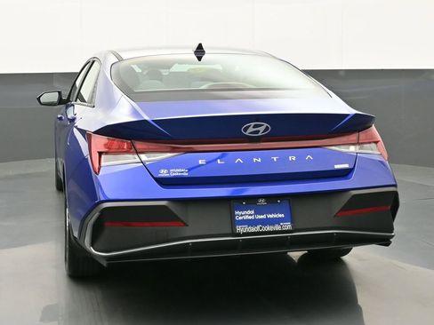 Certified 2024 Hyundai Elantra Blue image 5