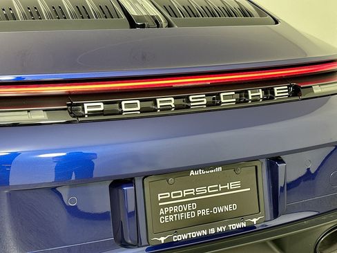Certified 2025 Porsche 911 Carrera image 17