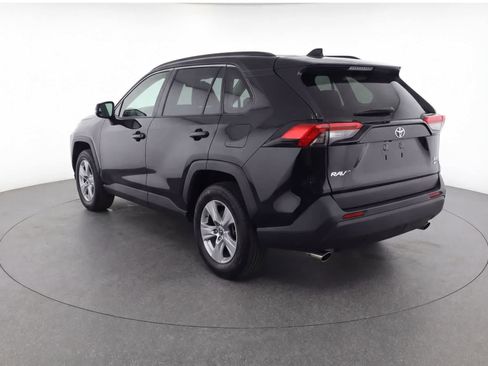 Used 2024 Toyota RAV4 XLE w/ Convenience Package image 3