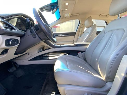 Used 2018 Lincoln MKZ Select w/ Select Plus Package image 10