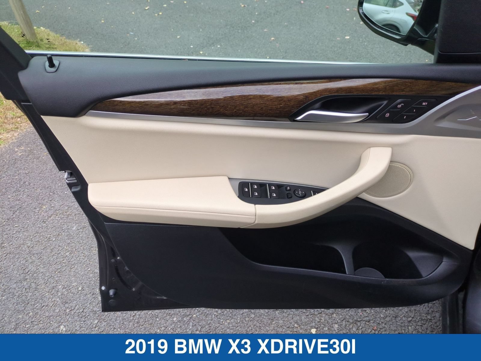Used 2019 BMW X3 xDrive30i w/ Premium Package AWD/4WD image 11