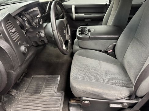 Used 2008 Chevrolet Silverado 1500 LT w/ Texas Edition image 9