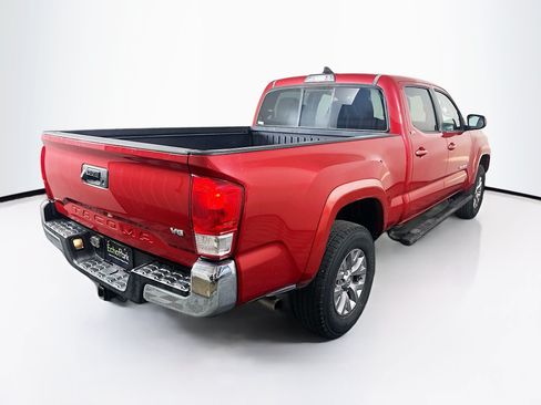 Used 2017 Toyota Tacoma SR5 w/ Tow Package RWD image 9