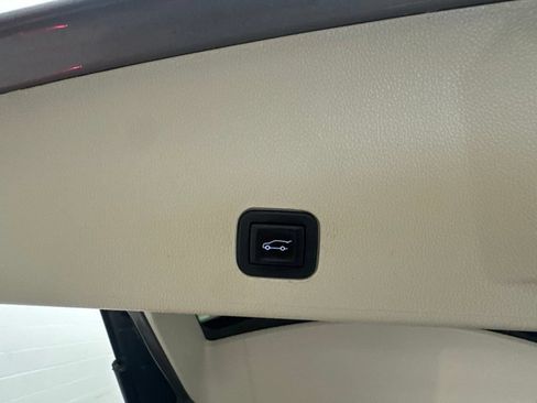 Used 2012 Cadillac SRX Performance AWD/4WD image 9