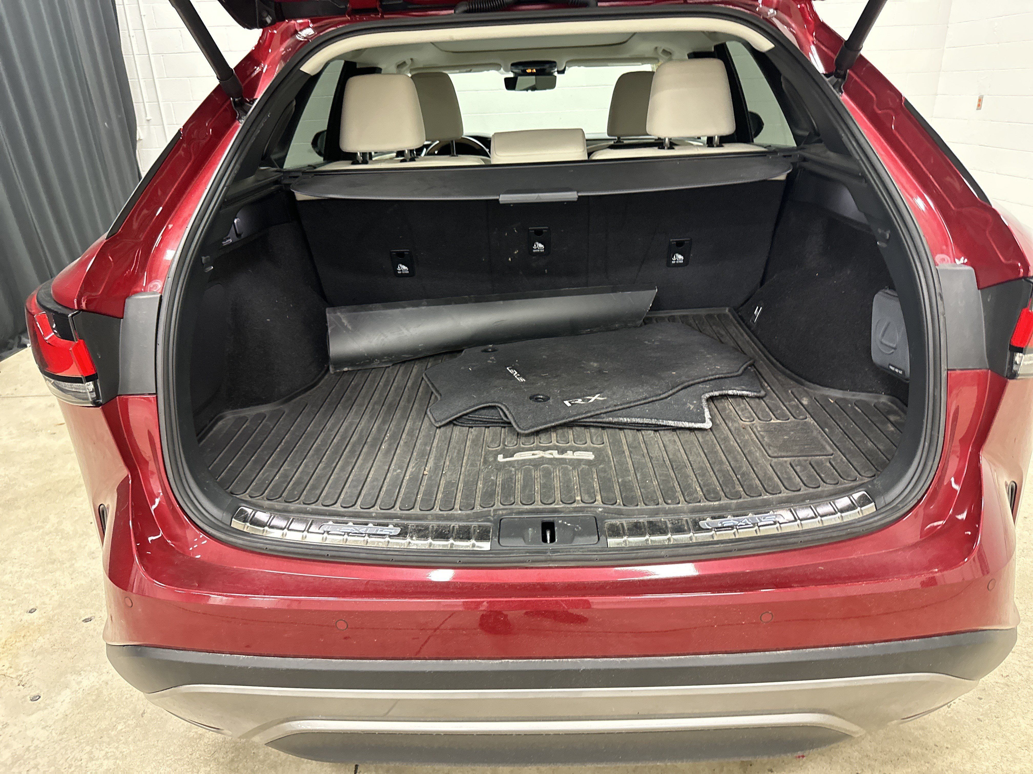 Used 2024 Lexus RX 350 AWD w/ Convenience Package image 32