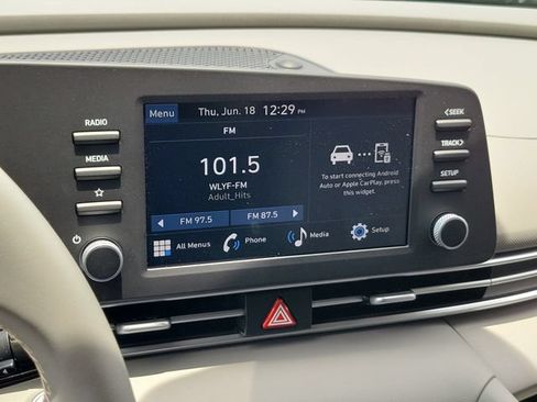 Certified 2026 Hyundai Elantra Sport FWD image 25