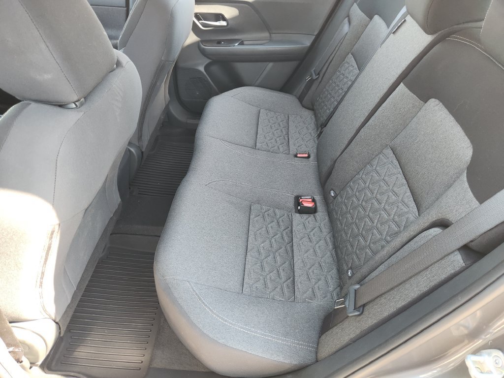 Certified 2025 Nissan Kicks SV w/ SV Premium Package AWD/4WD image 18