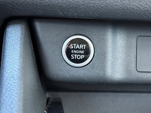 Certified 2023 Nissan Rogue SV image 25