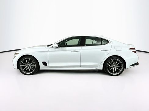 Used 2025 Genesis G70 2.5T RWD image 4