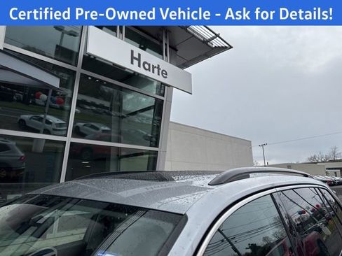 Used 2021 Volkswagen Tiguan SE w/ Panoramic Sunroof Package FWD image 27