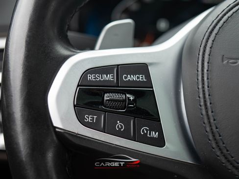 Used 2021 BMW M550i xDrive w/ Premium Package image 24