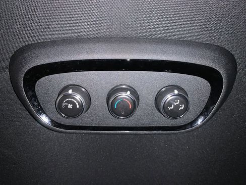 Used 2023 Dodge Durango GT image 18