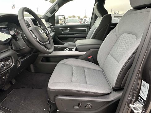New 2026 RAM 1500 4x4 Crew Cab image 12