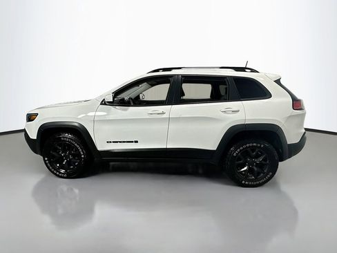 Used 2019 Jeep Cherokee Sport AWD/4WD image 5
