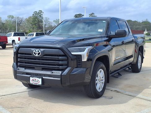 Used 2024 Toyota Tundra SR5 image 3