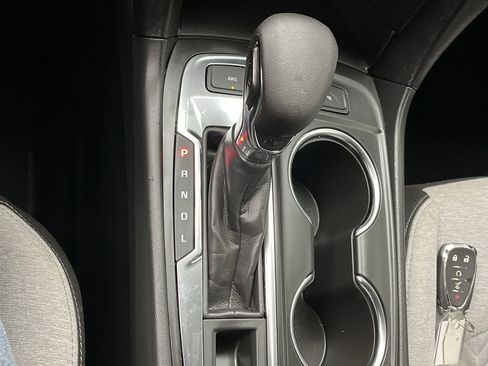 Used 2023 Chevrolet Equinox LT w/ Driver Convenience Package image 23