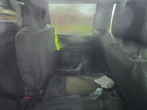 Used 2023 GMC Sierra 3500 Pro w/ Convenience Package image 5