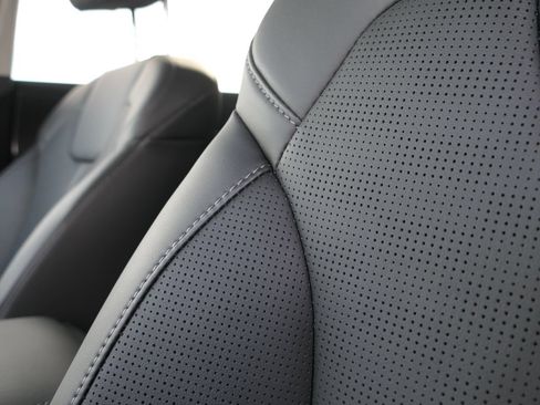 New 2026 Kia Sorento S FWD image 12