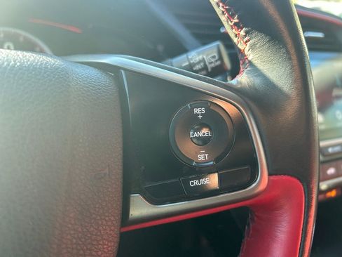 Used 2018 Honda Civic Type R image 21