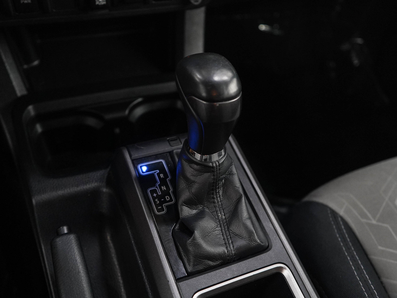 Used 2023 Toyota Tacoma TRD Off-Road AWD/4WD image 22