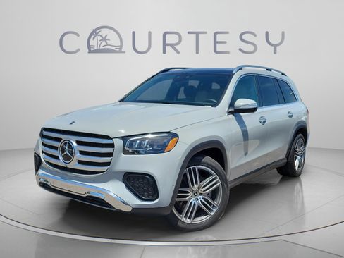 Certified 2025 Mercedes-Benz GLS 450 4MATIC image 1
