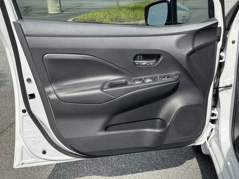 Certified 2025 Nissan Versa SV w/ Trunk Package FWD image 12