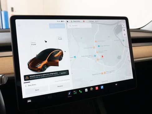 Used 2021 Tesla Model 3 Standard Range Plus RWD image 5