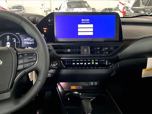 New 2026 Lexus UX 300h AWD image 7