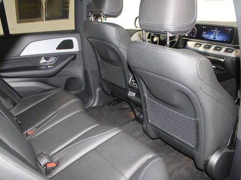 Used 2024 Mercedes-Benz GLE 450e 4MATIC image 32