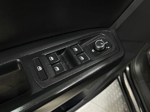 Used 2019 Volkswagen Atlas SE image 14