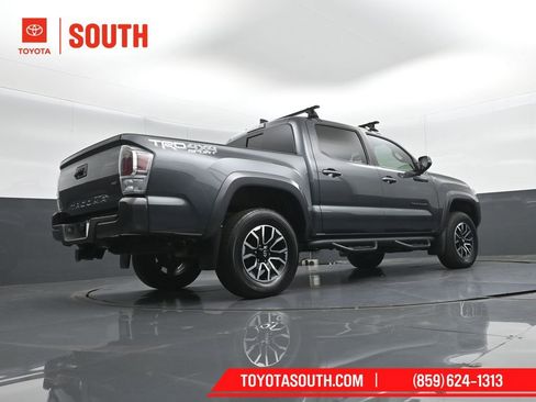 Used 2022 Toyota Tacoma TRD Sport image 33
