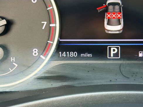 Used 2025 Nissan Sentra SV FWD image 40