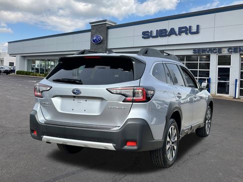 Certified 2025 Subaru Outback Limited image 7