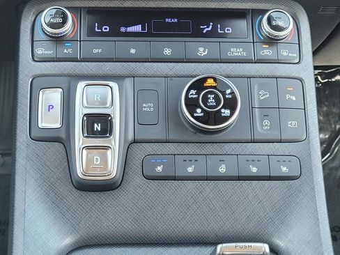 Used 2023 Hyundai Palisade Limited image 20