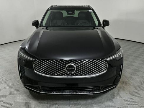 Used 2026 Volvo XC90 B6 Ultra w/ Protection Package AWD/4WD image 38