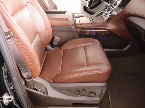 Used 2018 Chevrolet Tahoe Premier image 15