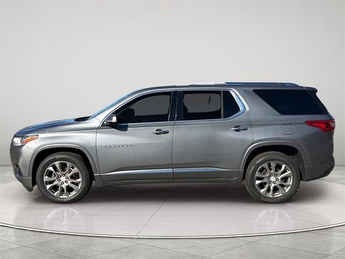 Used 2018 Chevrolet Traverse Premier w/ Driver Confidence II Package image 16