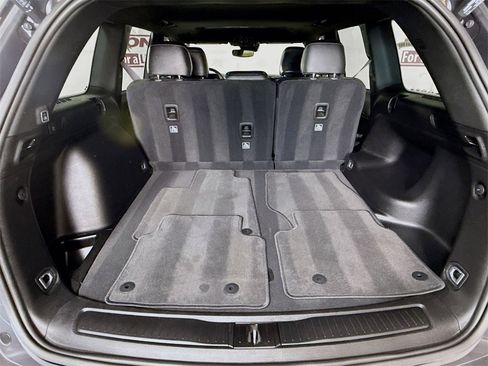 Used 2023 Jeep Grand Cherokee Altitude image 28