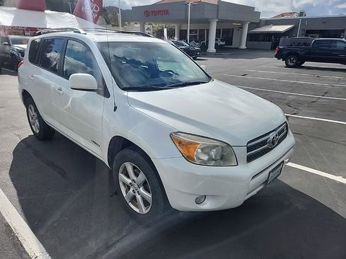 Used 2008 Toyota RAV4 Limited image 4