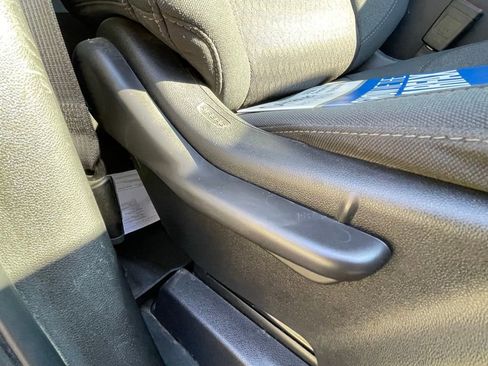 Certified 2022 Chevrolet Silverado 1500 RST w/ Convenience Package II image 14