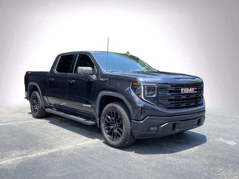 Used 2022 GMC Sierra 1500 Elevation AWD/4WD image 2