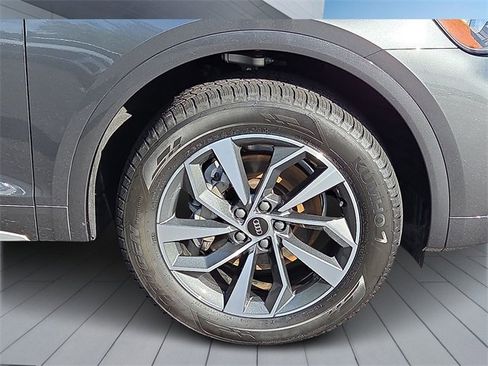 Certified 2023 Audi Q5 2.0T Premium Plus w/ Premium Plus Package image 8