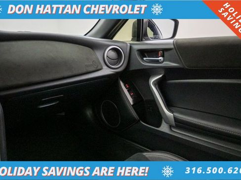 Used 2018 Toyota 86 image 14