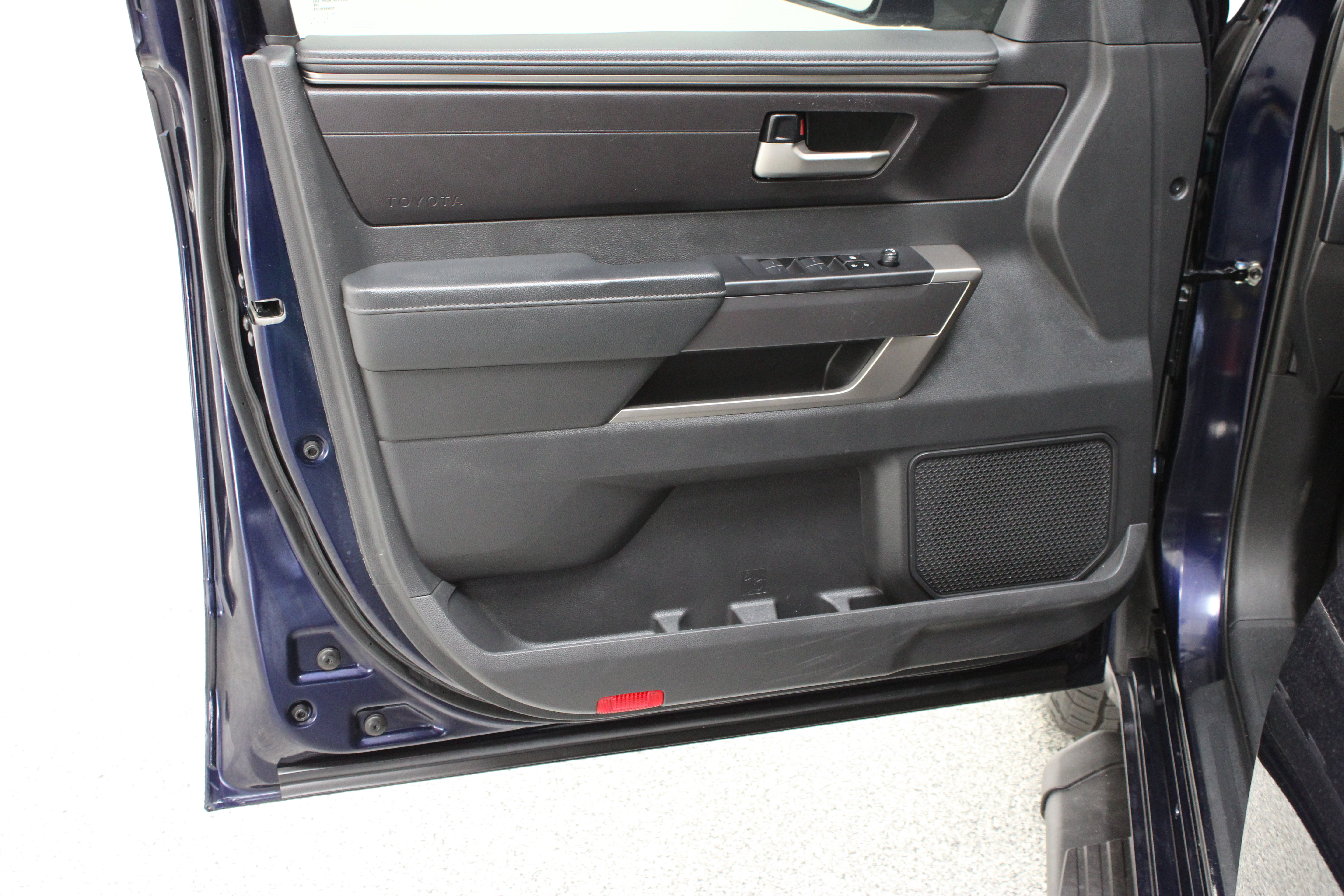 Used 2024 Toyota Tundra SR5 RWD image 13