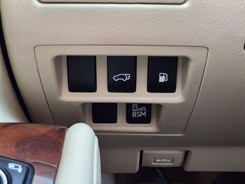 Used 2013 Lexus RX 450h AWD w/ Navigation Pkg image 12