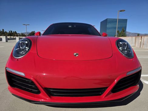 Used 2017 Porsche 911 Carrera image 4
