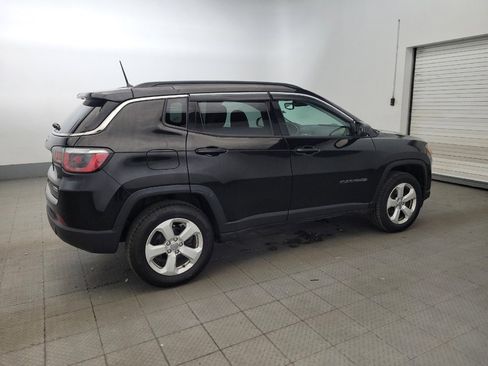 Used 2018 Jeep Compass Latitude w/ Cold Weather Group AWD/4WD image 10