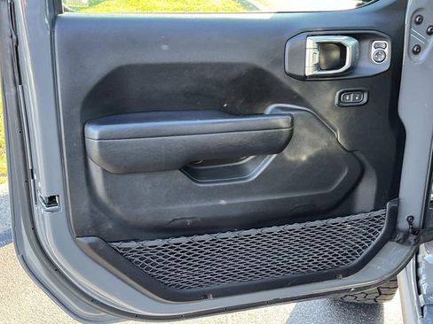 Used 2023 Jeep Gladiator Mojave w/ Safety Group AWD/4WD image 26