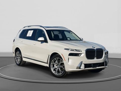 Used 2023 BMW X7 xDrive40i w/ Premium Package AWD/4WD image 1